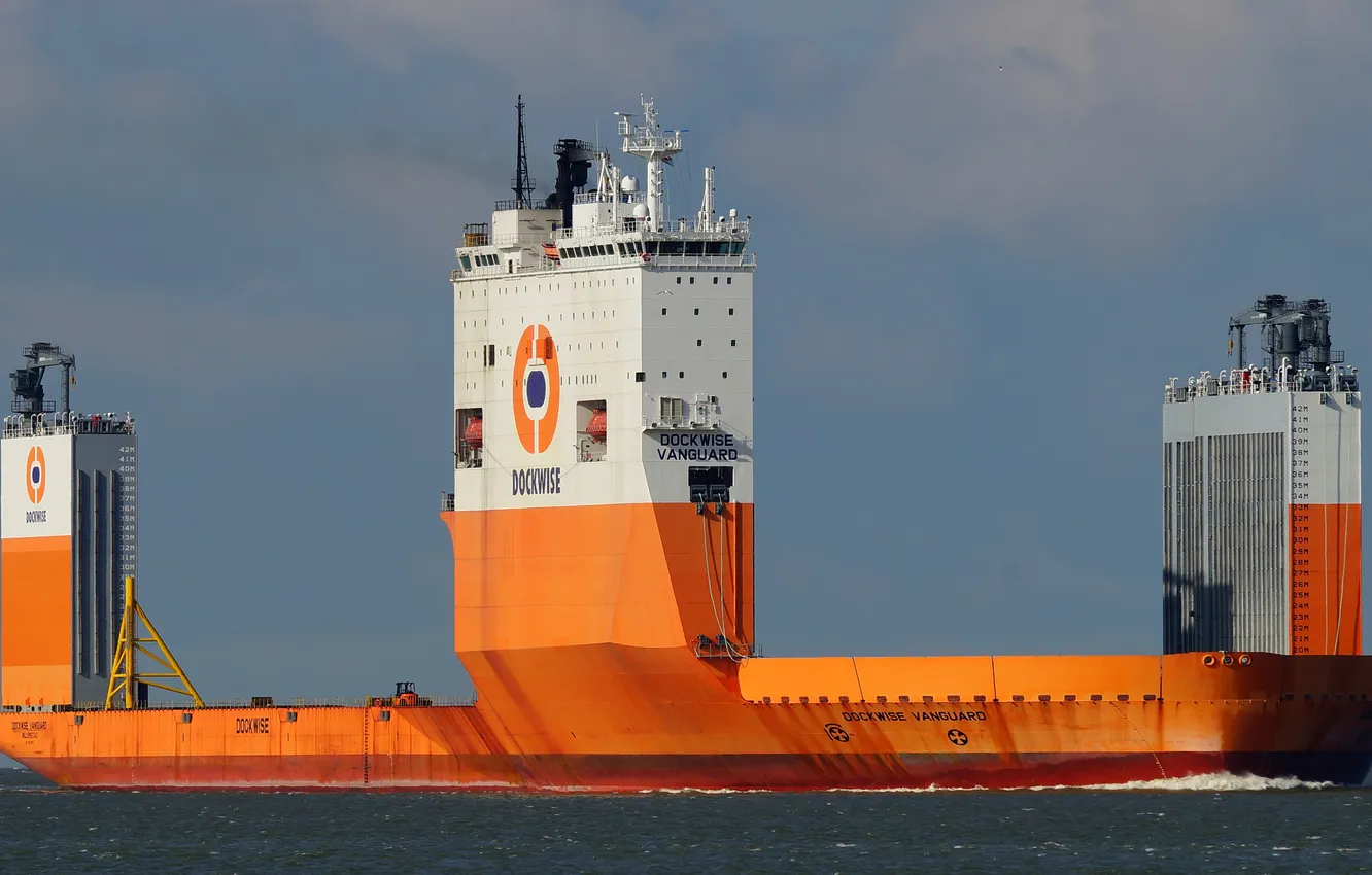 Фото обои судно, грузов, в мире, для перевозки, Крупнейшее, «Dockwise Vanguard», тяжелых