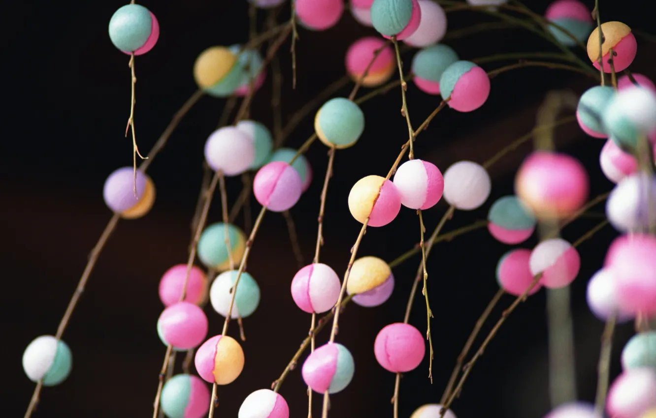 Фото обои шарики, бусинки, разноцветные шарики