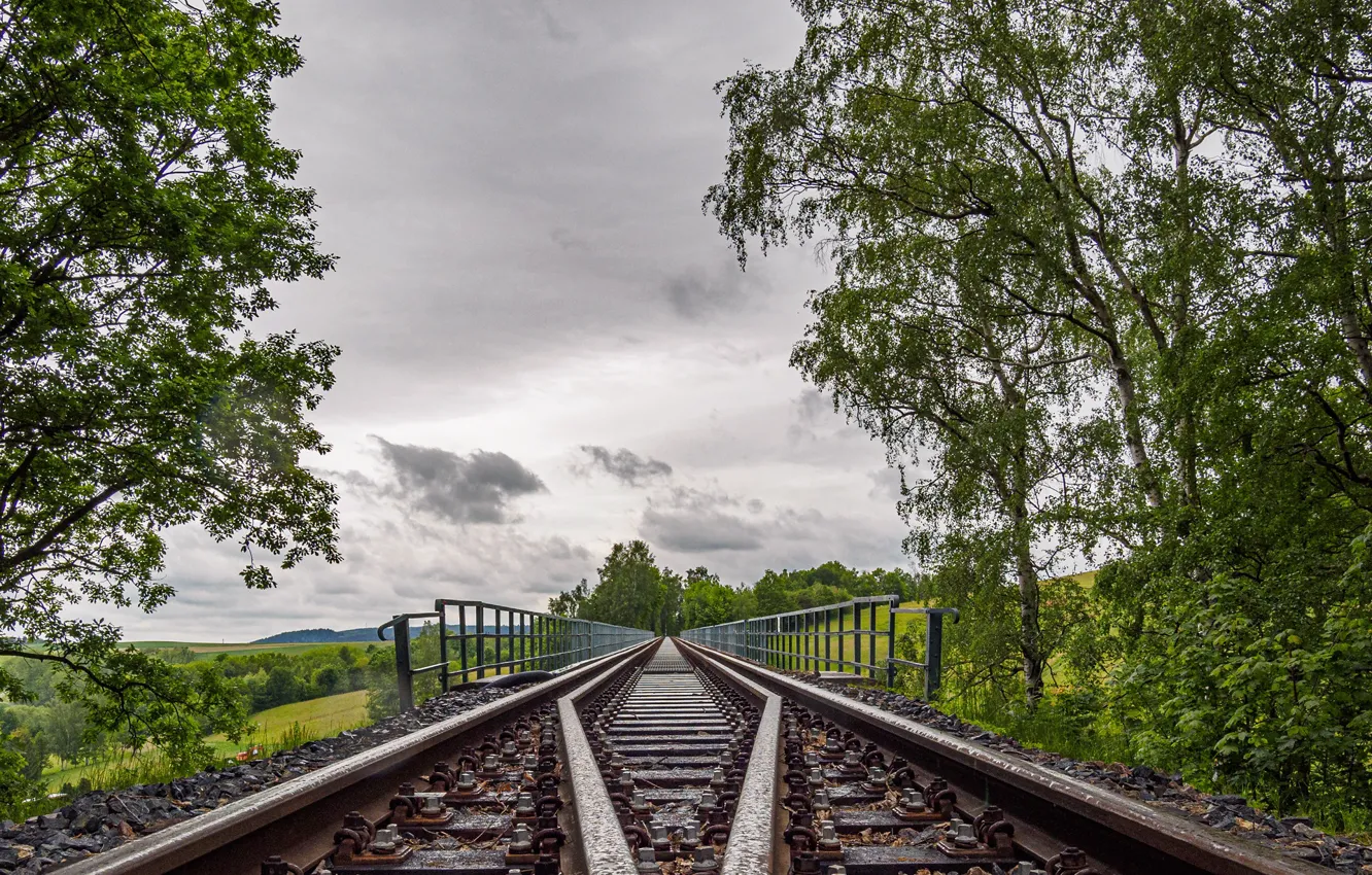 Фото обои Eisenbahn, Bahnschienen, Viadukt
