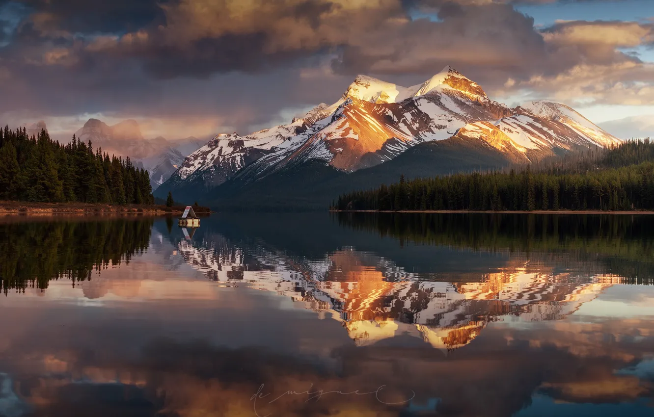 Фото обои лес, небо, деревья, горы, озеро, отражение