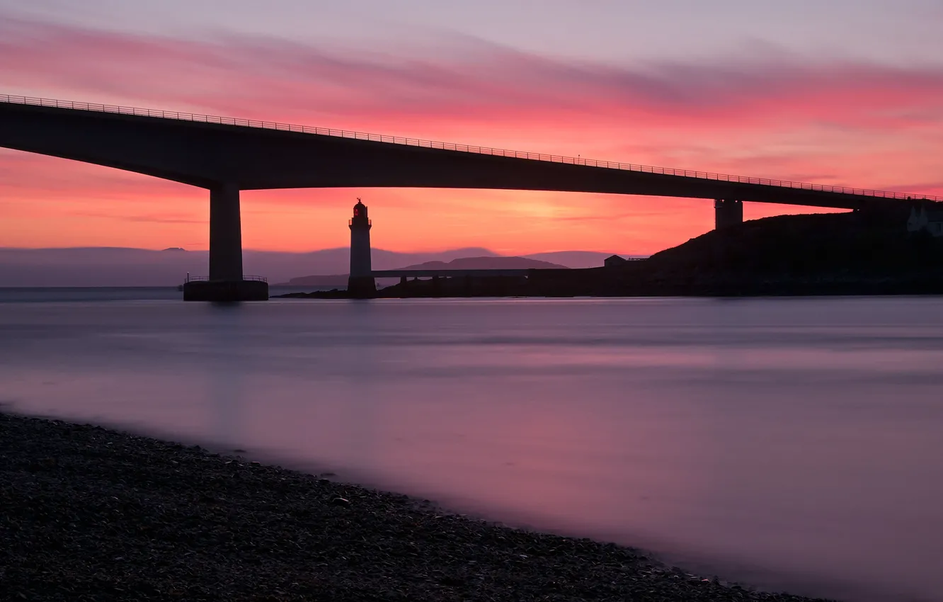 Фото обои море, закат, мост, берег, маяк, вечер, Шотландия, Великобритания