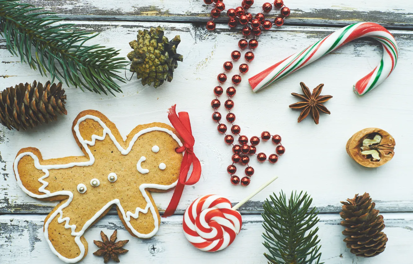 Фото обои новый год, ель, леденцы, пряники
