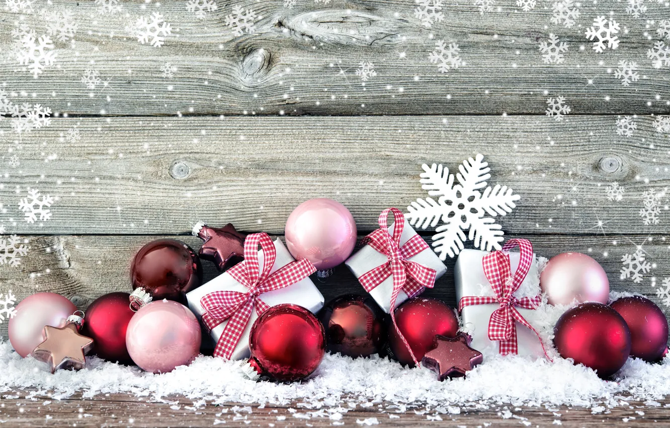 Фото обои снег, украшения, снежинки, шары, Новый Год, Рождество, подарки, Christmas
