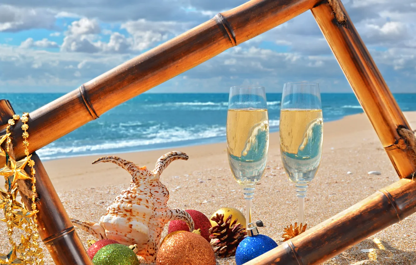 Фото обои песок, море, пляж, украшения, игрушки, Новый Год, ракушки, beach