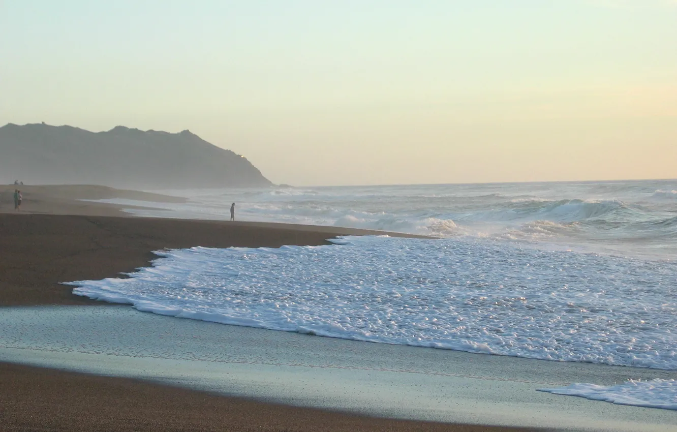 Фото обои песок, вода, люди, берег