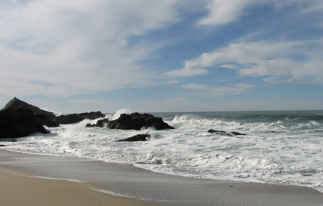 Фото обои песок, волны, пляж, небо, вода, облака, пейзаж, природа