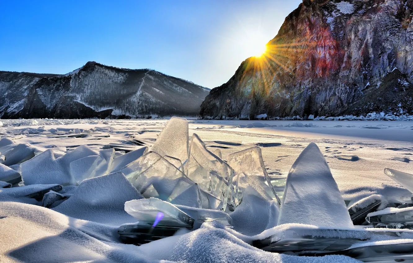 Фото обои солнце, снег, горы, лёд, озеро Байкал