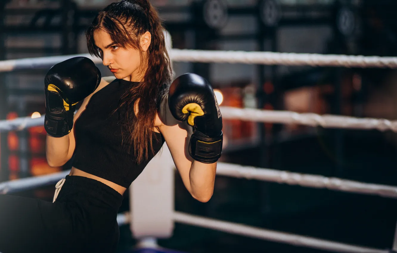 Фото обои woman, young, gym, training, boxer