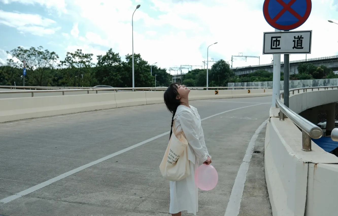 Фото обои Beautiful, Asian, Model, Woman, Road, Pretty, Baloon, Flyover