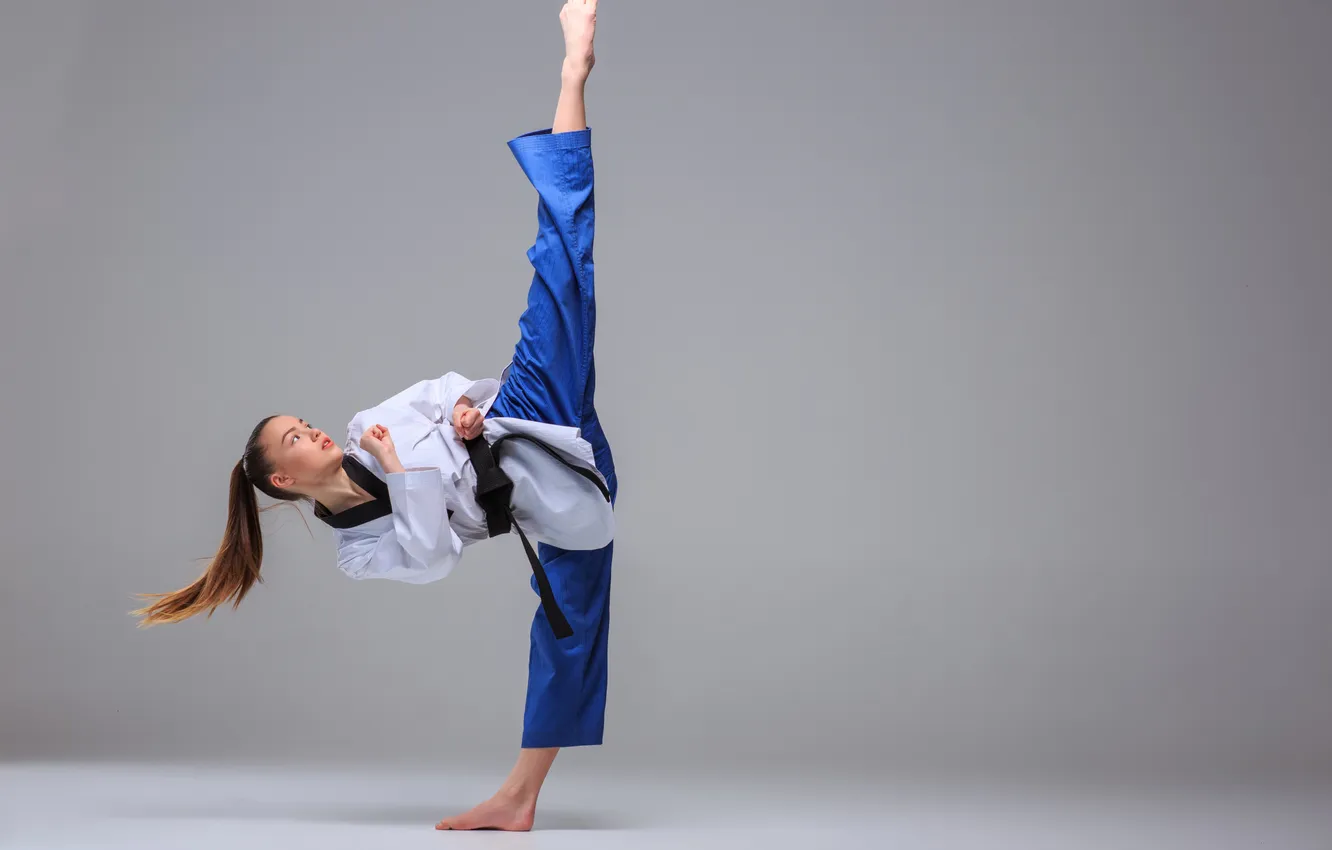 Фото обои lifestyle, kimono, kick, karate, kata, karateka
