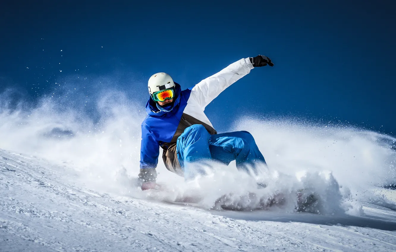 Фото обои зима, небо, солнце, снег, сноуборд, сноубординг, спуск, спорт
