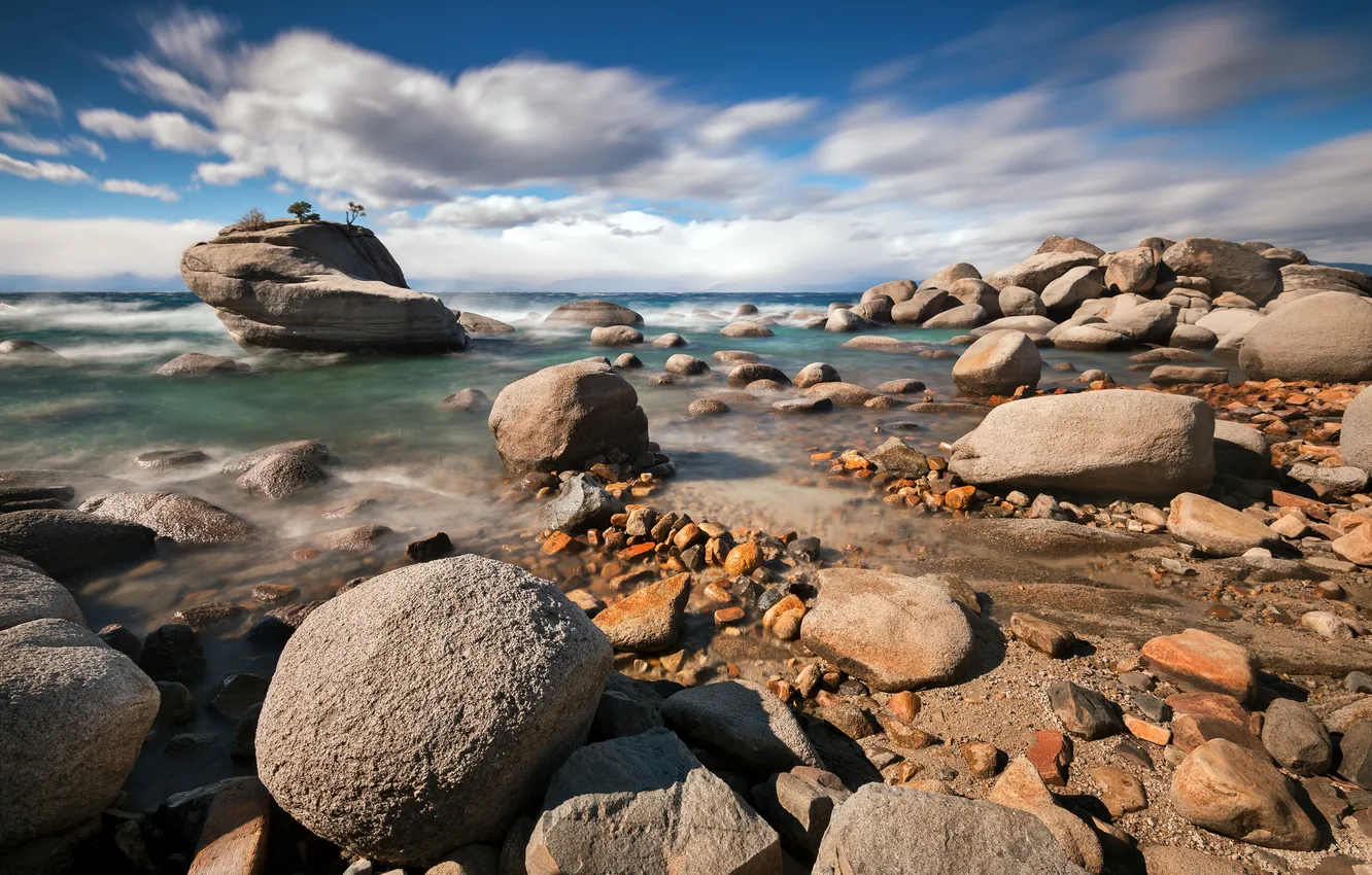 Фото обои пейзаж, озеро, камни, lake Tahoe, Bonsai Rock