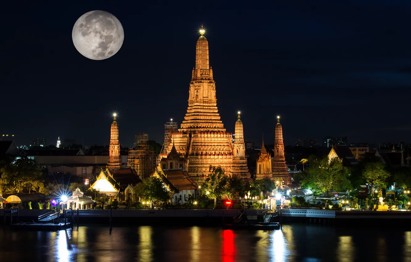 Фото обои ночь, огни, луна, Таиланд, храм, Бангкок, Wat Arun