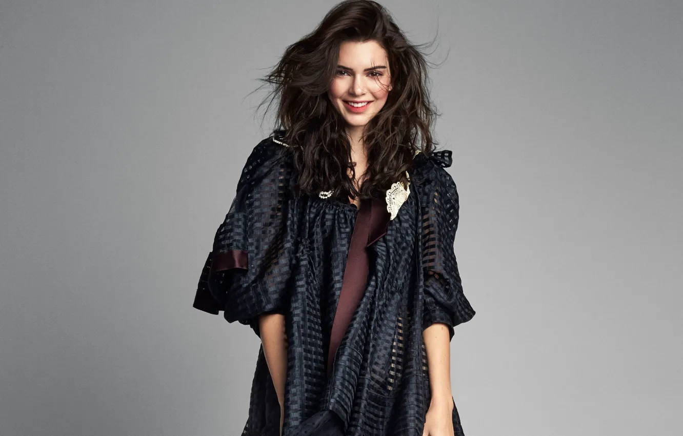 Фото обои улыбка, модель, брюнетка, Kendall Jenner, Кендалл Дженнер