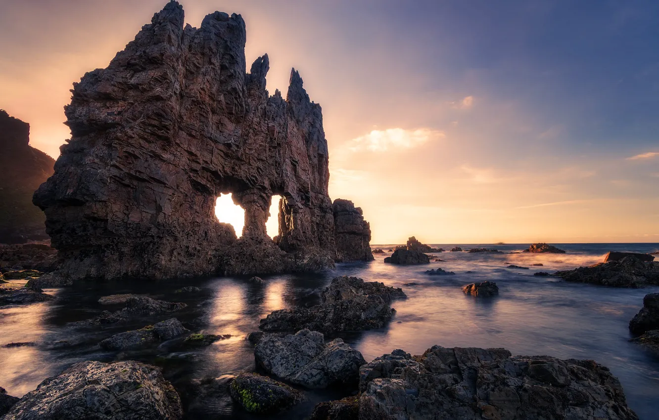 Фото обои море, свет, скалы, берег, утро, арка