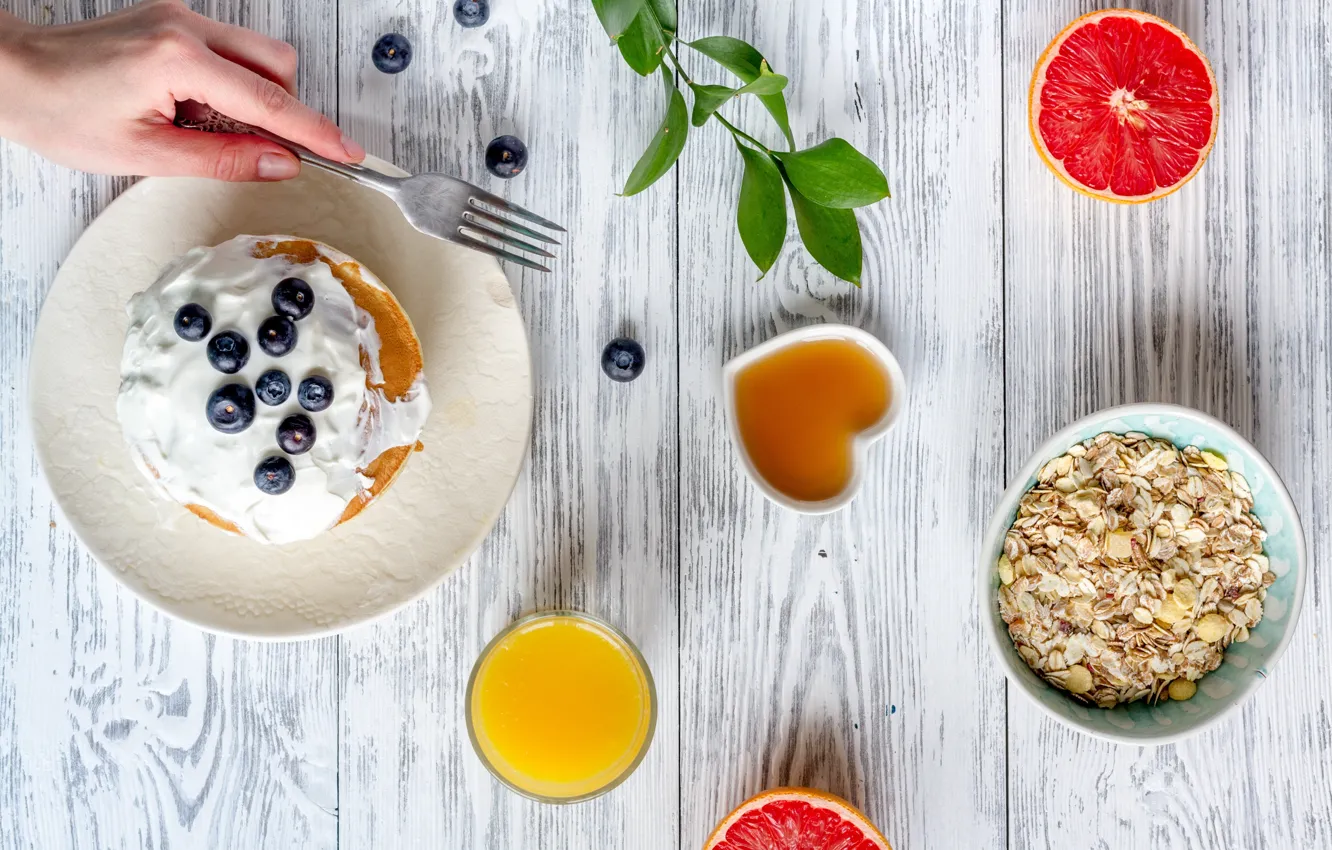 Фото обои ягоды, завтрак, сок, блины, грейпфрут, breakfast, мюсли, pancakes