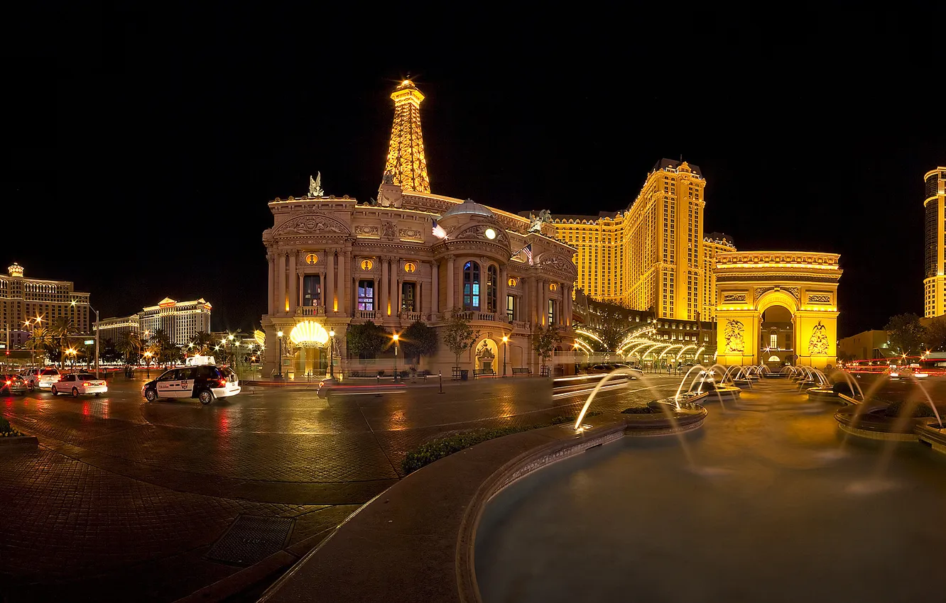 Фото обои дорога, ночь, огни, панорама, фонтан, Невада, автомобили, казино