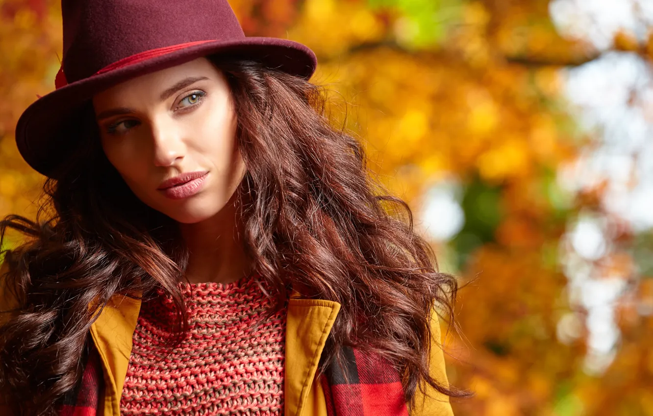 Фото обои осень, девушка, шляпа, шатенка