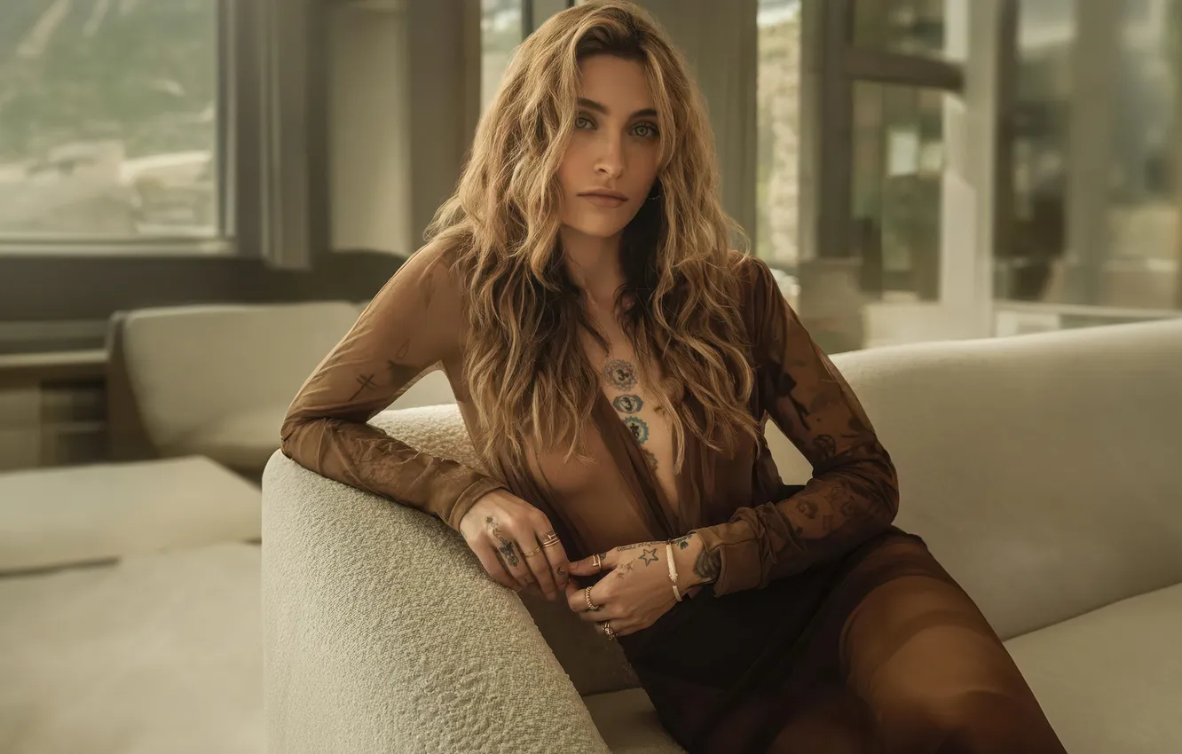 Фото обои девушка, поза, фото, волосы, тату, певица, Paris Jackson