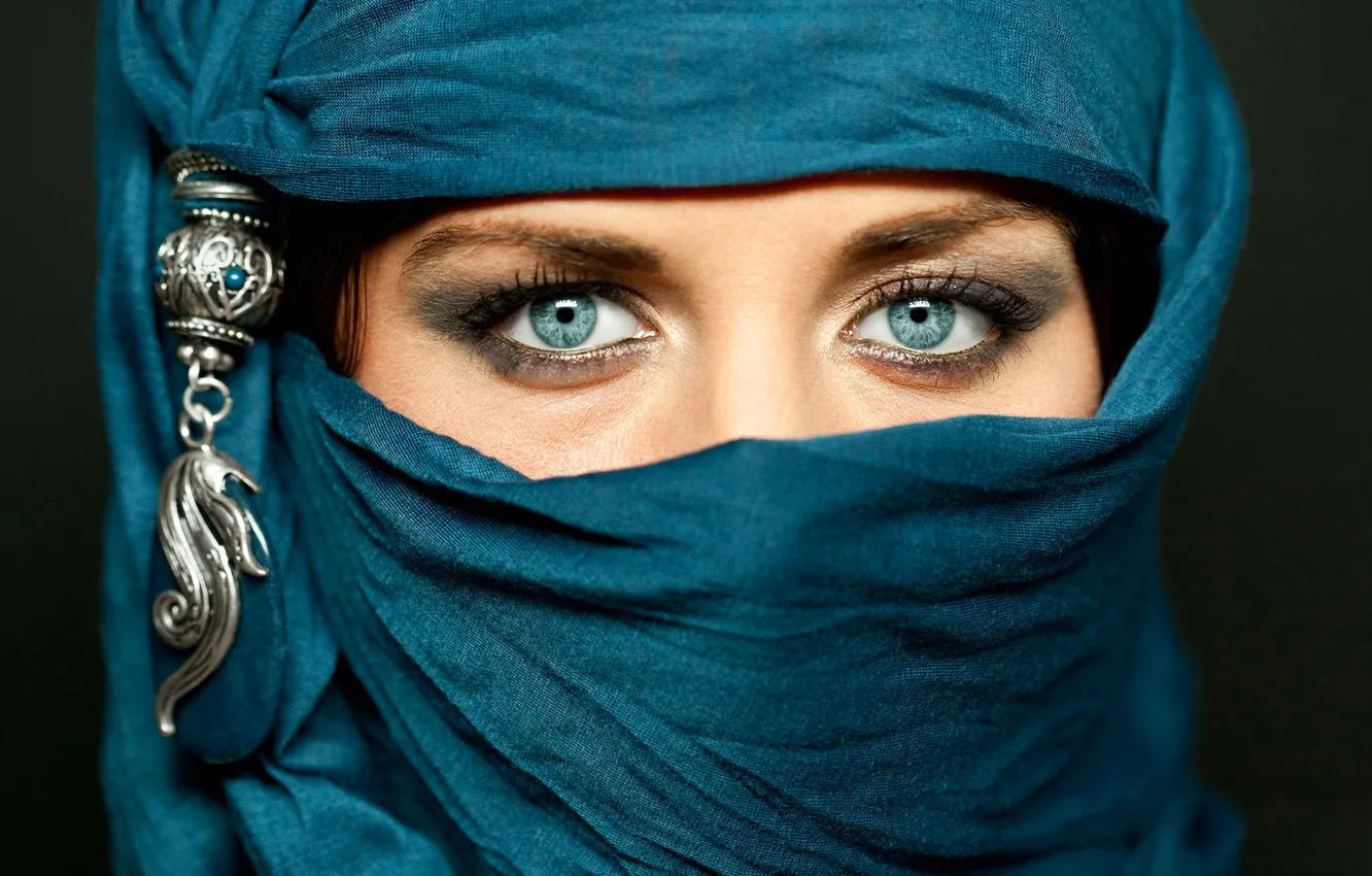 Фото обои глаза, взгляд, девушка, украшение, платок