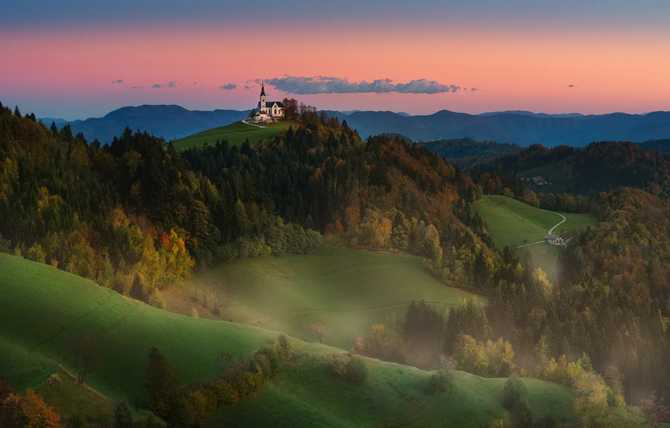 Фото обои пейзаж, горы, природа, холмы, церковь, леса, луга, Словения