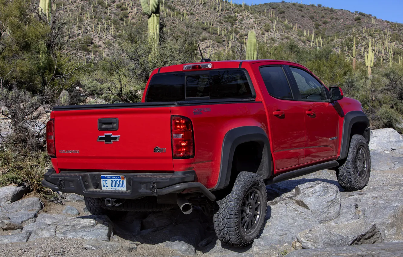 Фото обои красный, Chevrolet, вид сзади, пикап, Colorado, 2019, ZR2 Bison
