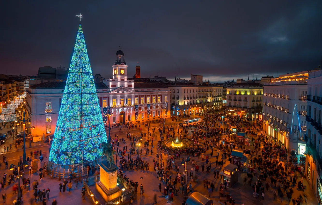 Фото обои ночь, город, праздник, Новый год, Испания, вид сверху, New Year, Spain