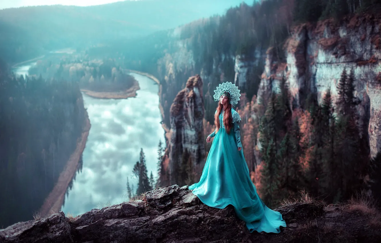 Фото обои лес, пейзаж, скалы, фотограф, принцесса, Урал, русская красавица, царевна