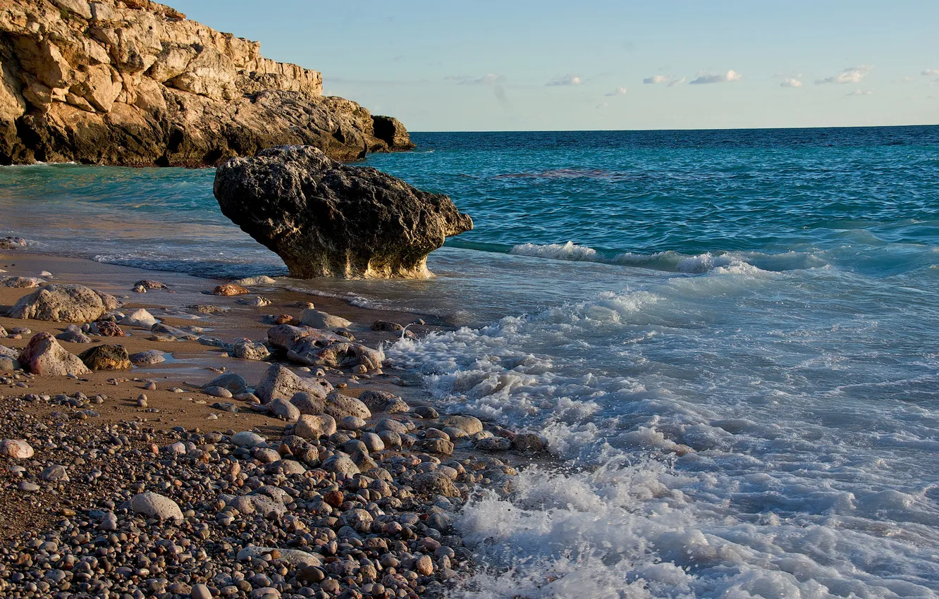 Фото обои море, пена, камни, океан, побережье, склон, прибой, суша