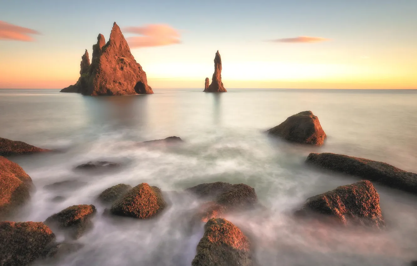 Фото обои камни, океан, скалы, берег, утро