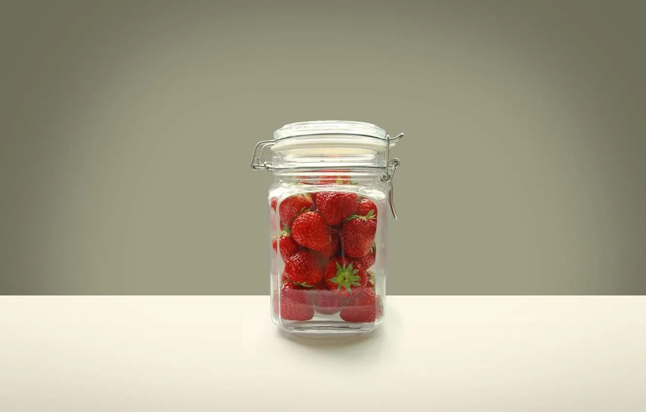 Фото обои ягоды, стол, обои, минимализм, клубника, банка, фрукты, витамины