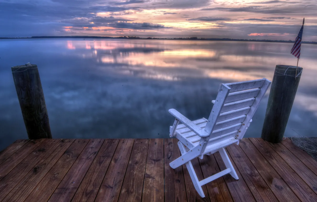 Фото обои закат, озеро, стул