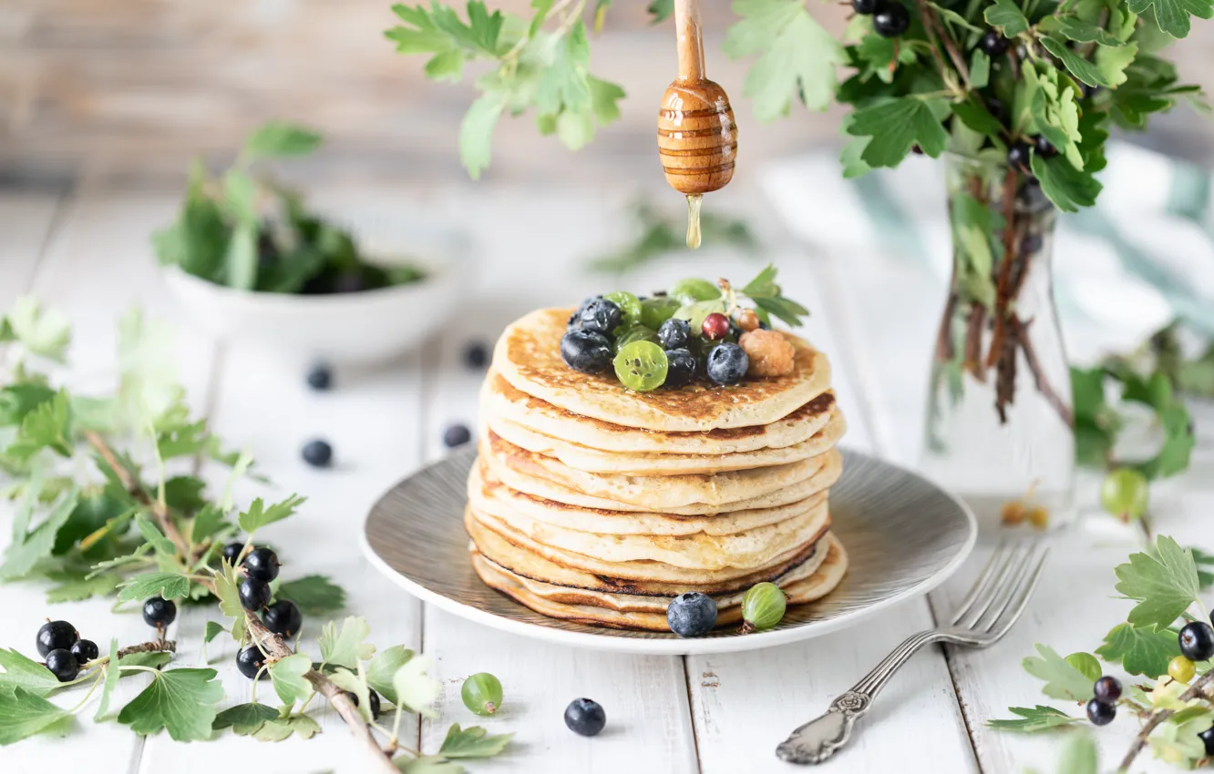 Фото обои ягоды, завтрак, мед, блины, декор, Karina Klachuk