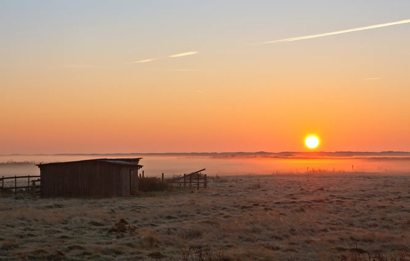 Фото обои fireball, morning, sun, hills, sunrise, dawn, dew, horizon