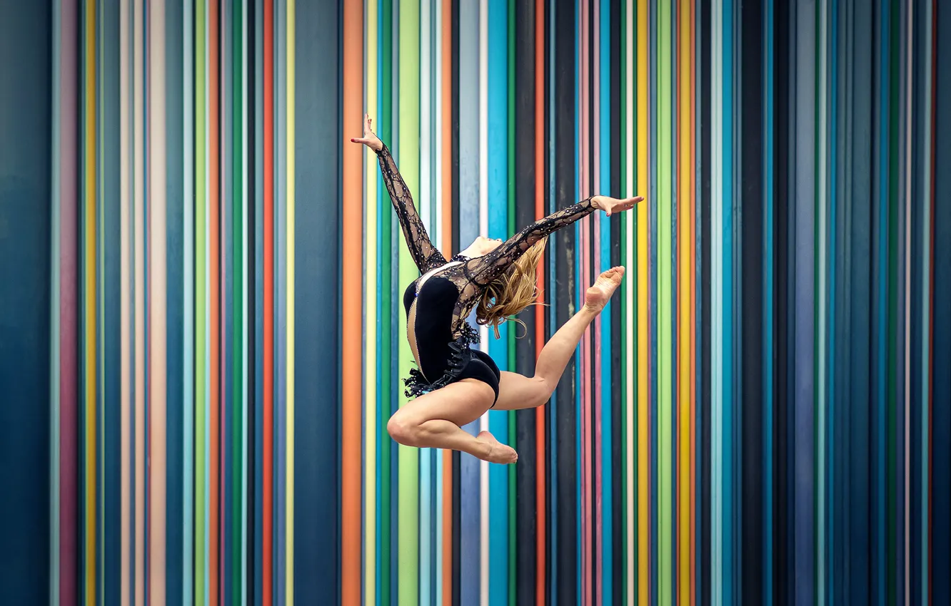 Фото обои прыжок, гимнастка, Marjorie
