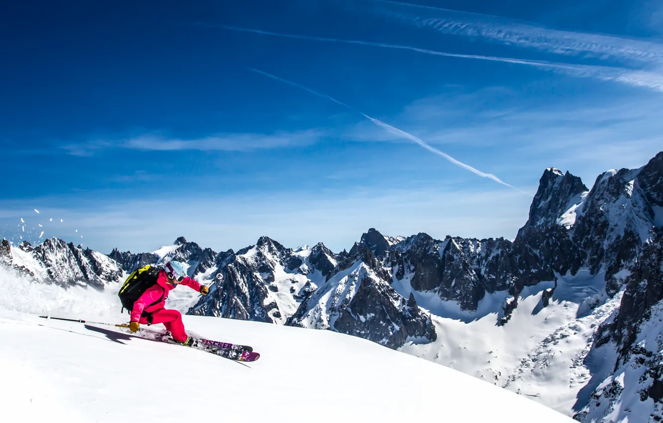 Фото обои зима, небо, облака, снег, горы, лыжи, лыжник, экстремальный спорт