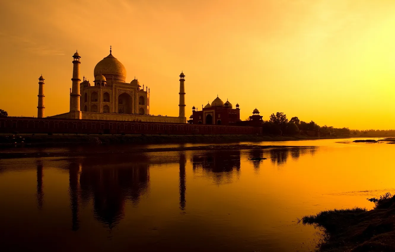 Фото обои Taj Mahal, River, Yamuna, Agra, India