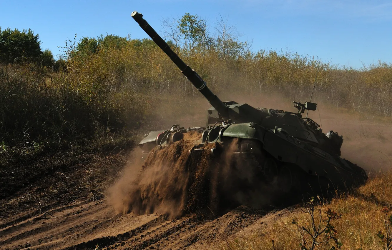 Фото обои дорога, грязь, танк, боевой, канадский, Leopard-C2