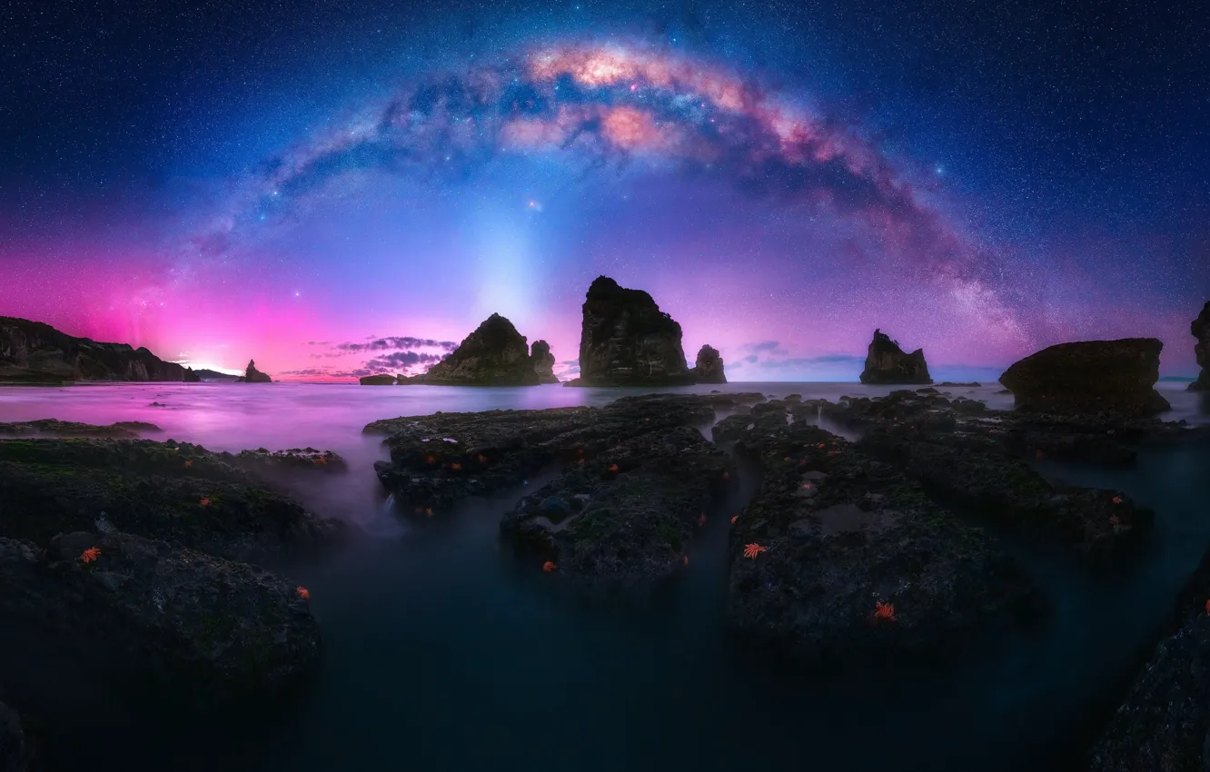 Фото обои море, небо, ночь, природа, скалы, красота, звёзды, млечный путь