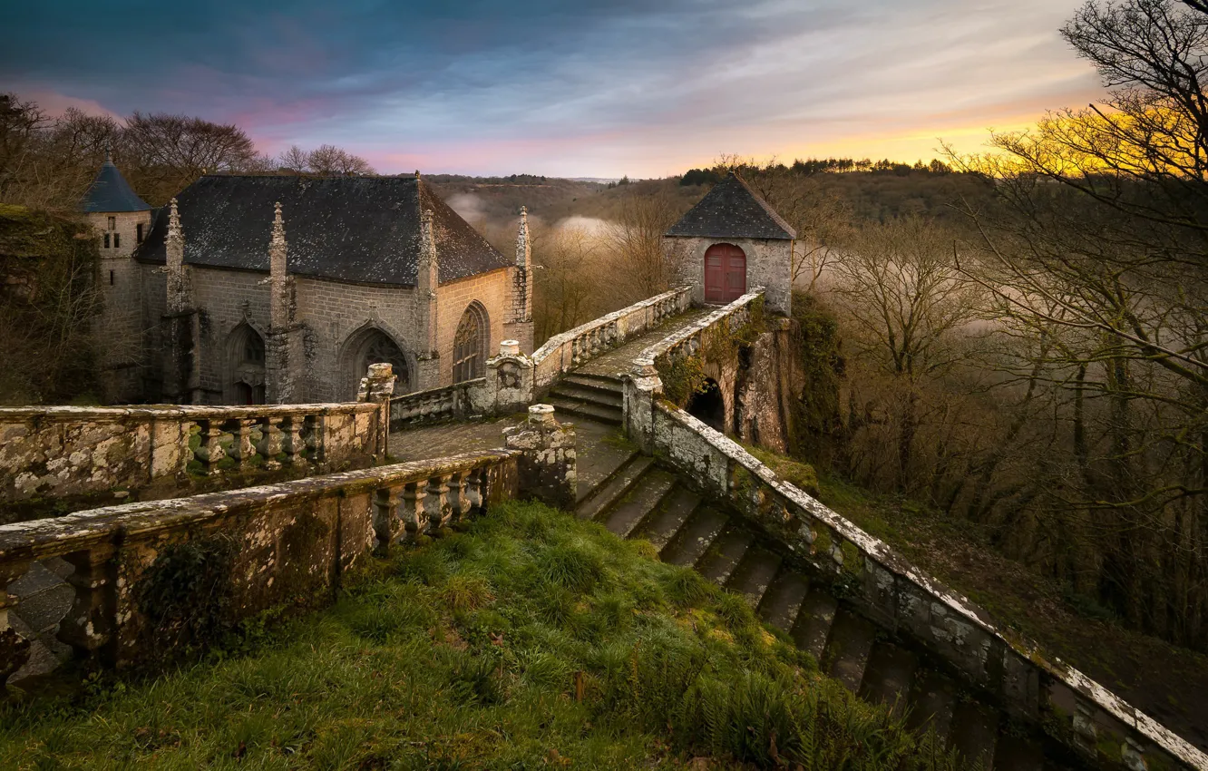 Фото обои France, Bretagne, Chapelle du Faouët