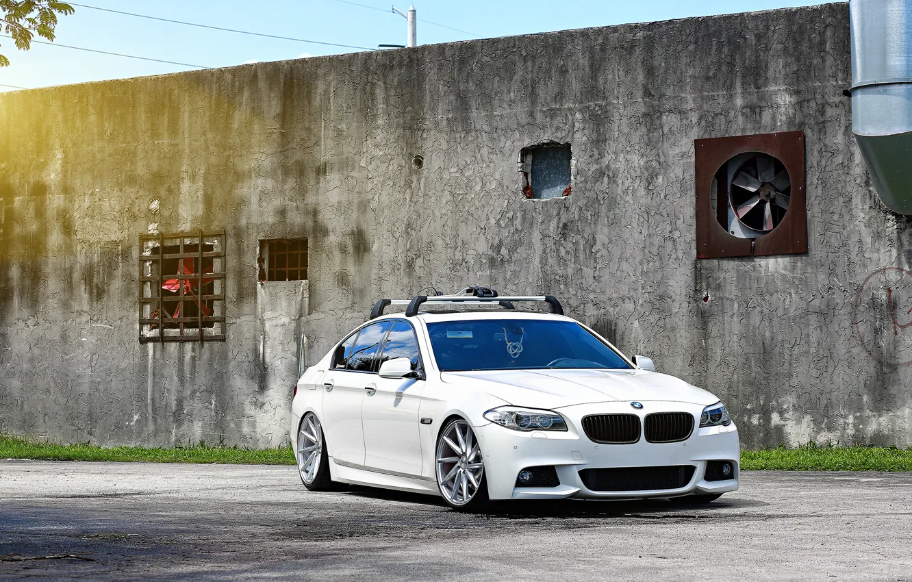 Фото обои BMW, white, 5 series, f10, vossen, 535i