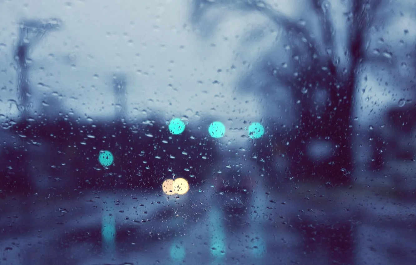 Фото обои стекло, капли, макро, огни, дождь
