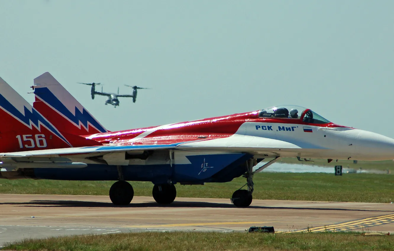 Фото обои истребитель, аэродром, многоцелевой, MiG-29, МиГ-29