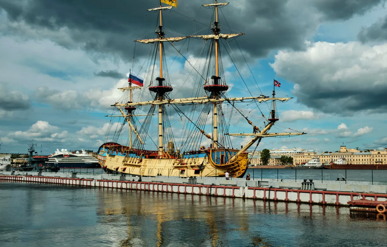 Фото обои парусник, Полтава, реплика