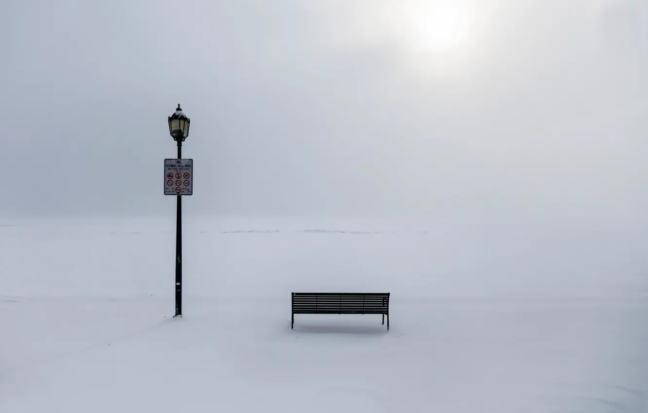 Фото обои зима, мороз, фонарь, сугробы, скамья, запрет