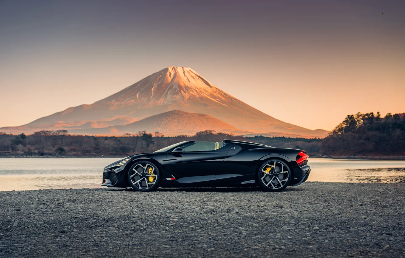 Фото обои Bugatti, mountain, Fuji, hypercar, side view, 富士山, W16 Mistral, Bugatti W16 Mistral