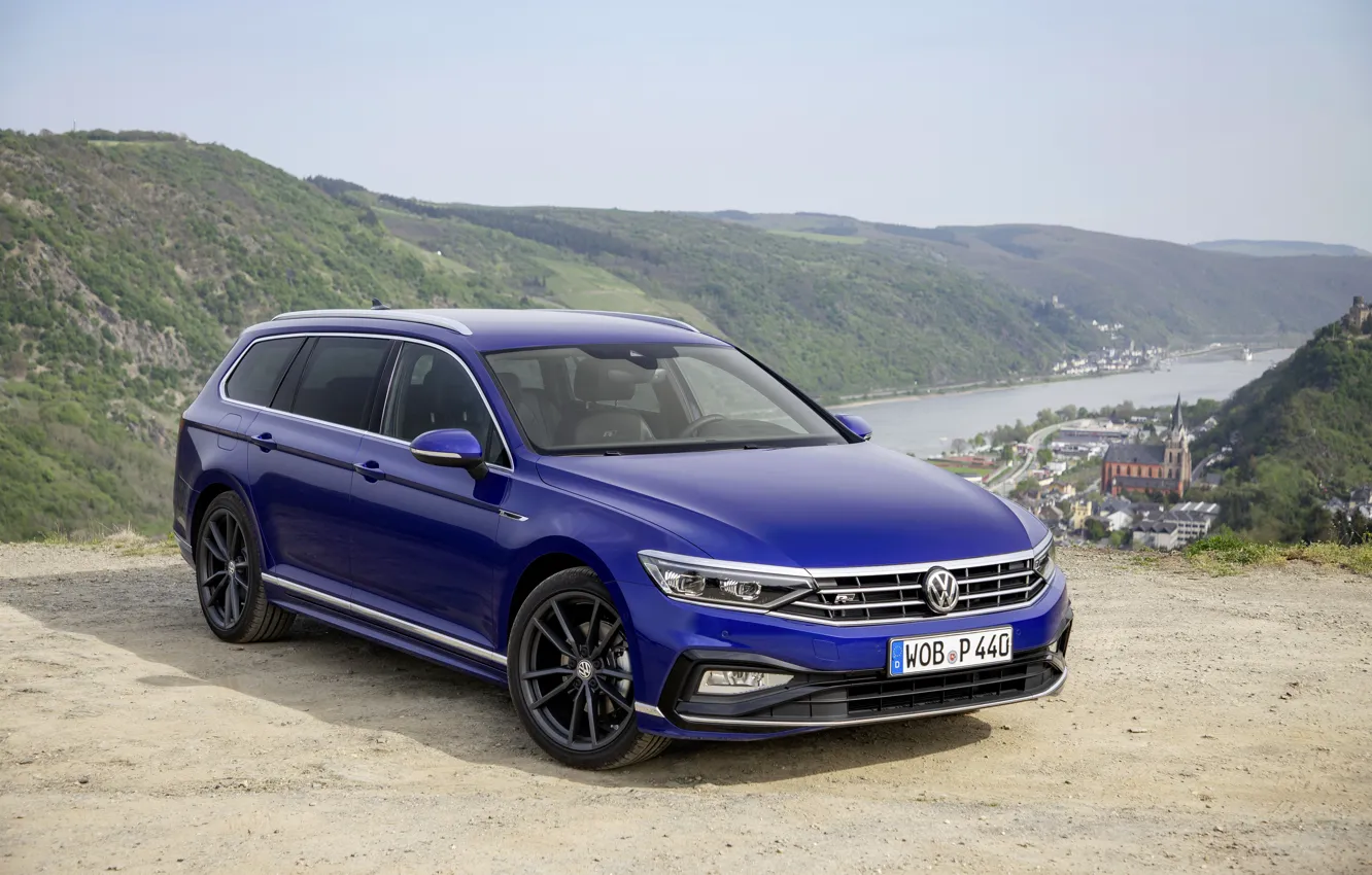 Фото обои синий, долина, Volkswagen, универсал, Passat, R-Line, Variant, 2019