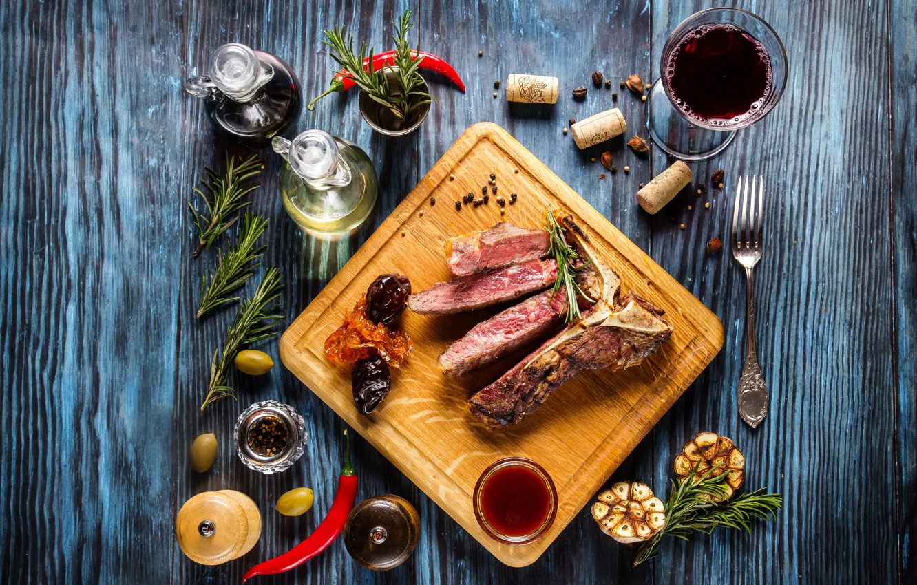Фото обои зелень, вино, мясо, соус, wood, специи