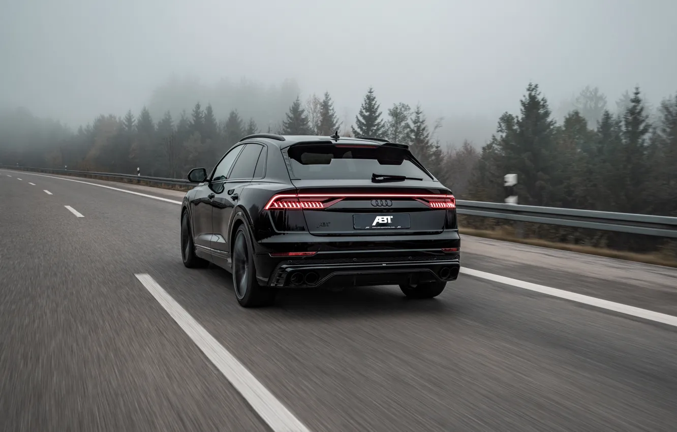 Фото обои дорога, туман, пасмурно, Audi, скорость, TDI, вид сзади, кроссовер