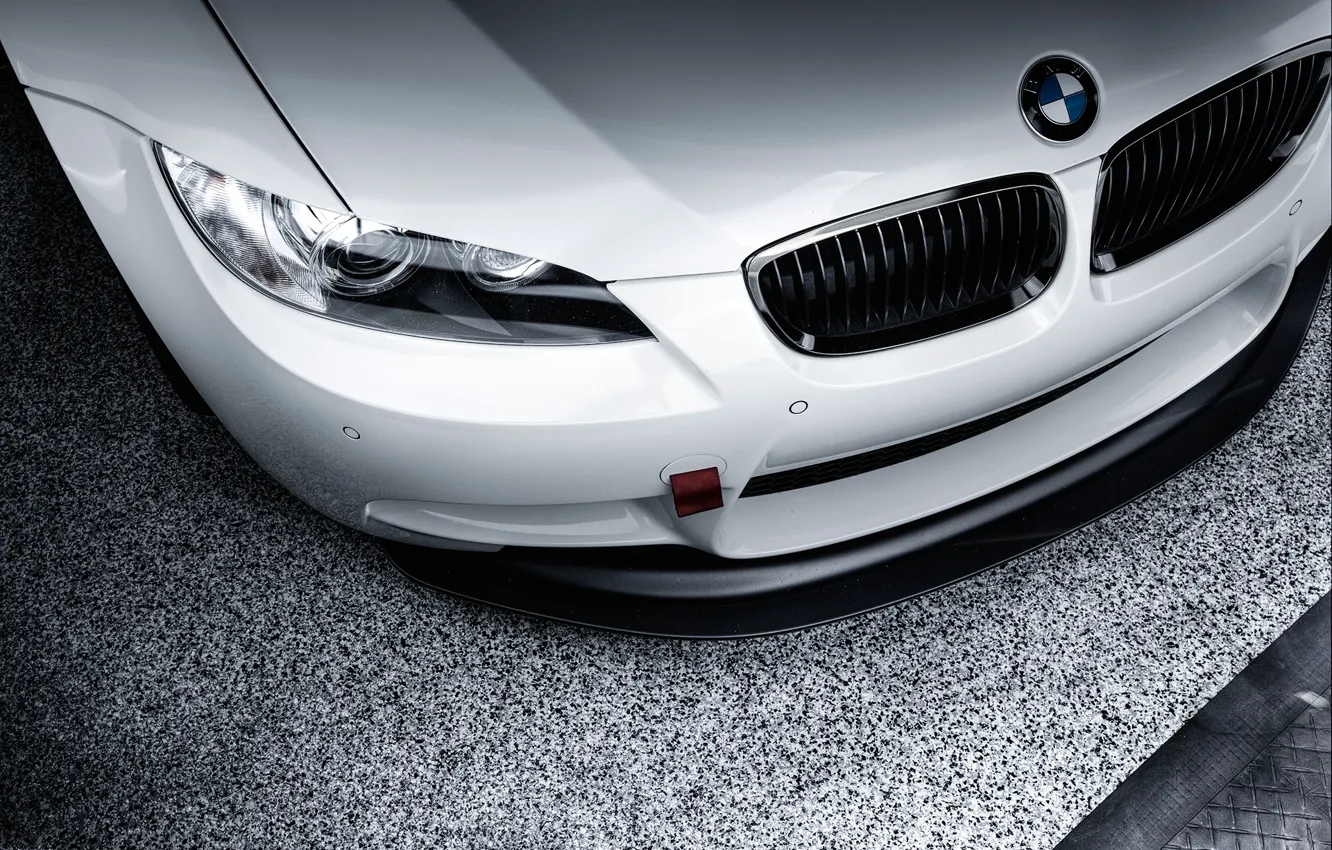 Фото обои фара, BMW, бампер, front, E92, silvery, шильдик, 3 Series